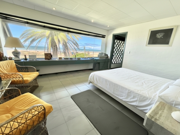 Generated Image November 04, 2025 - 4_15PM-2